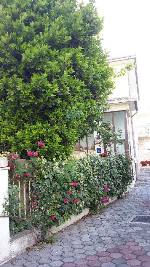 Apartamento Arya Podstrana Exterior foto